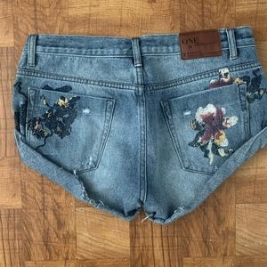 Springtime shorts (The perfect daisy dukes)